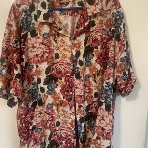 Beautiful linen Blend a&F brand. Great conversation piece.